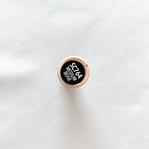 SOLD. Kokie Be Bright Illuminating Concealer - Picture 3 of 3